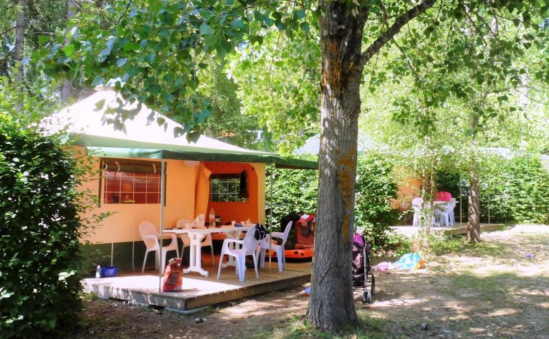 camping la chanterelle bungalow tente cyrus 1-4 personnes (6)