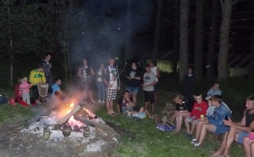 camping la chanterelle feu de camp