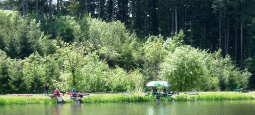 pêche au camping la chanterelle champagnac le vieux